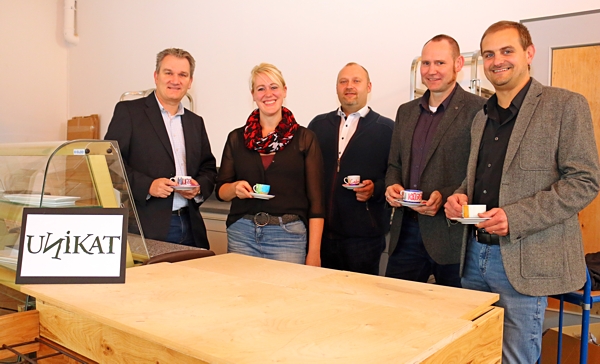 Freuen sich auf den Startschuss im UNIKAT (im Bild von rechts):
Jörn Steppat, Jens Gliessmann, Daniel Koch, Julia Mönnig und Dr.
Marc Brockmann